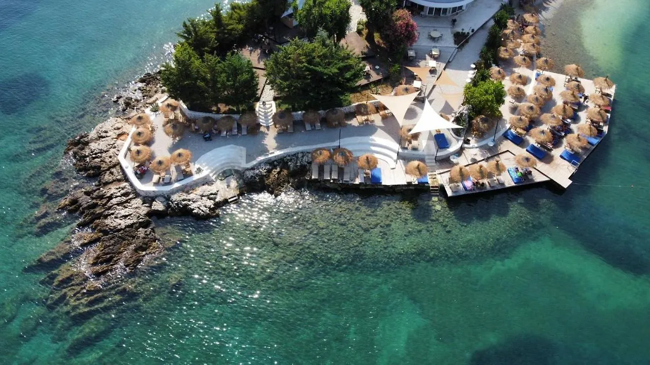 Manta Hotel Ksamil Albania