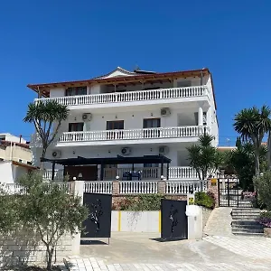 Apartment Summer Dreams, Ksamil
