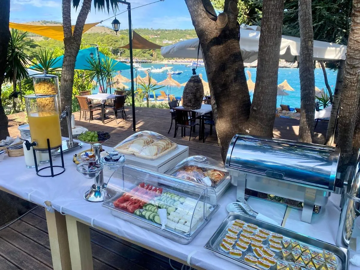 Manta Hotel Ksamil