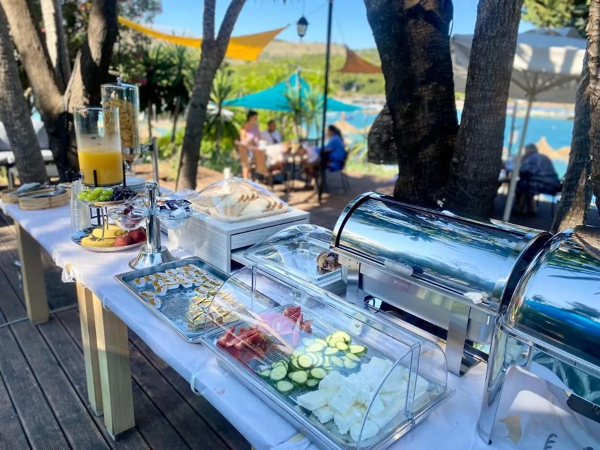 Manta Hotel Ksamil