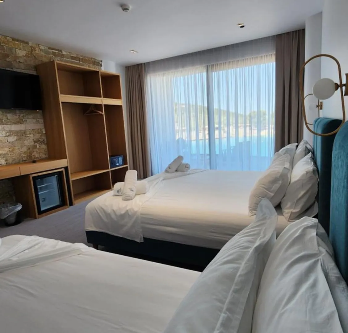 Manta Hotel Ksamil