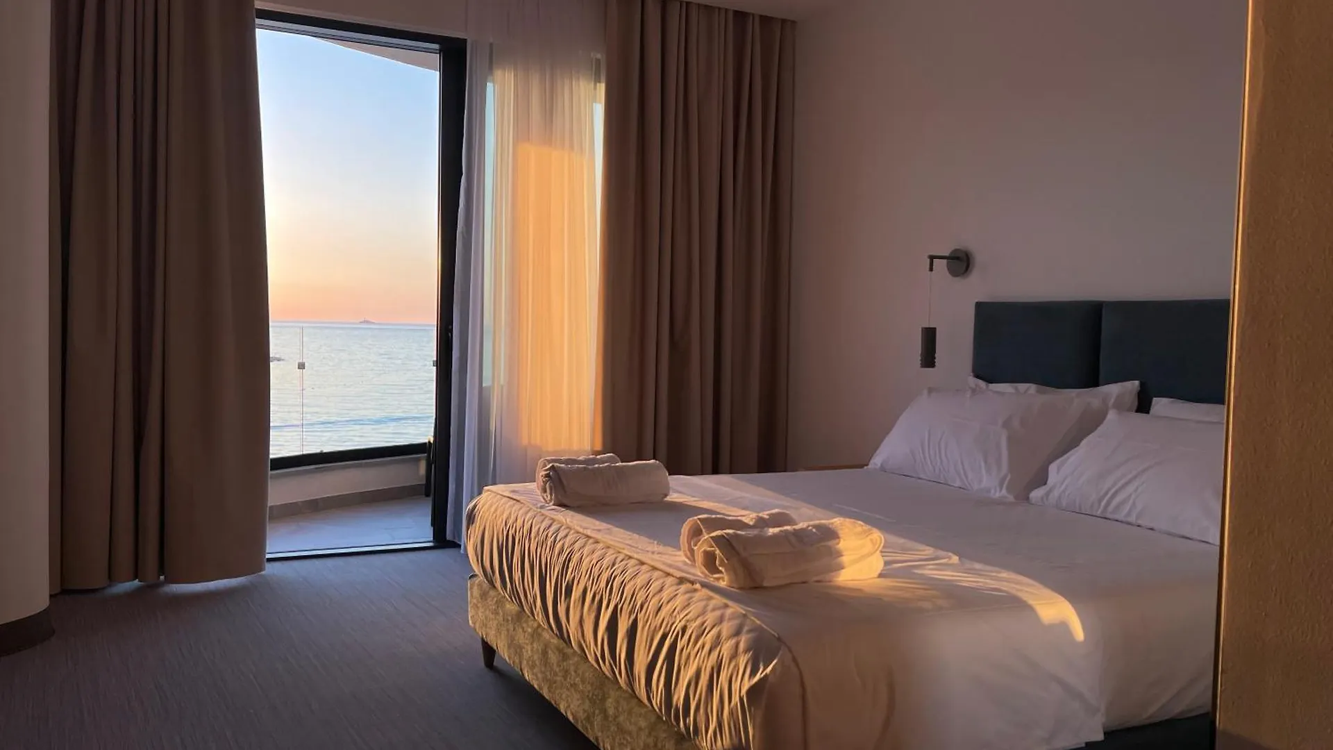 Manta Hotel Ksamil