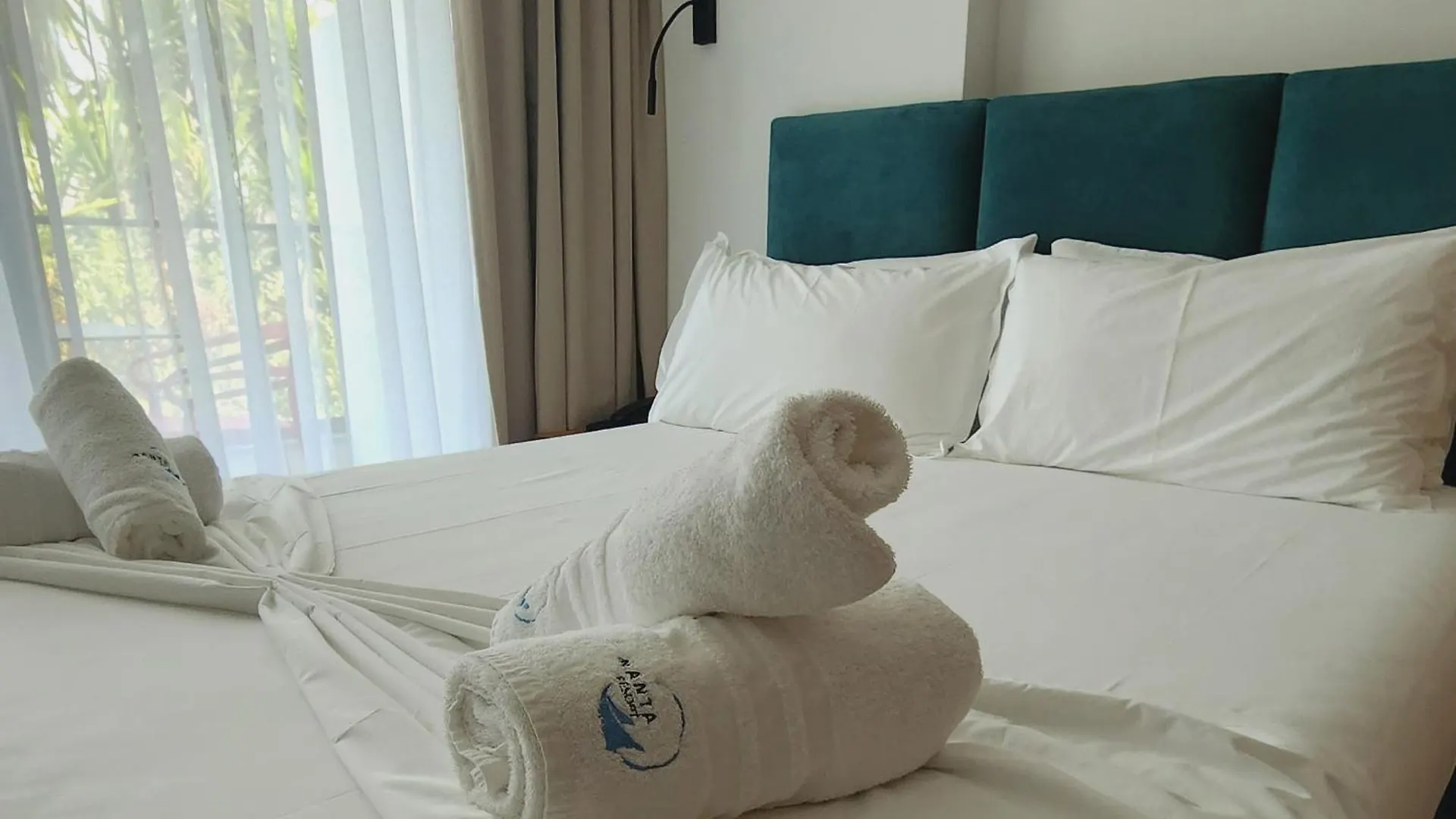 ****  Manta Hotel Ksamil Albania