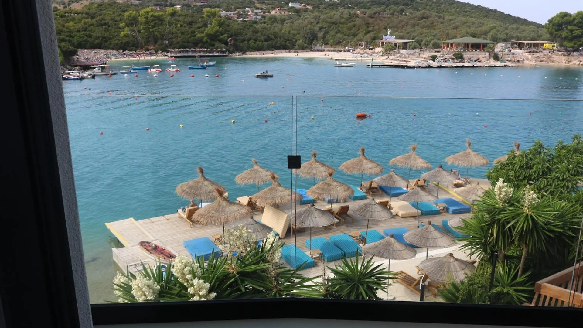 Manta Hotel Ksamil 4*,  Albania