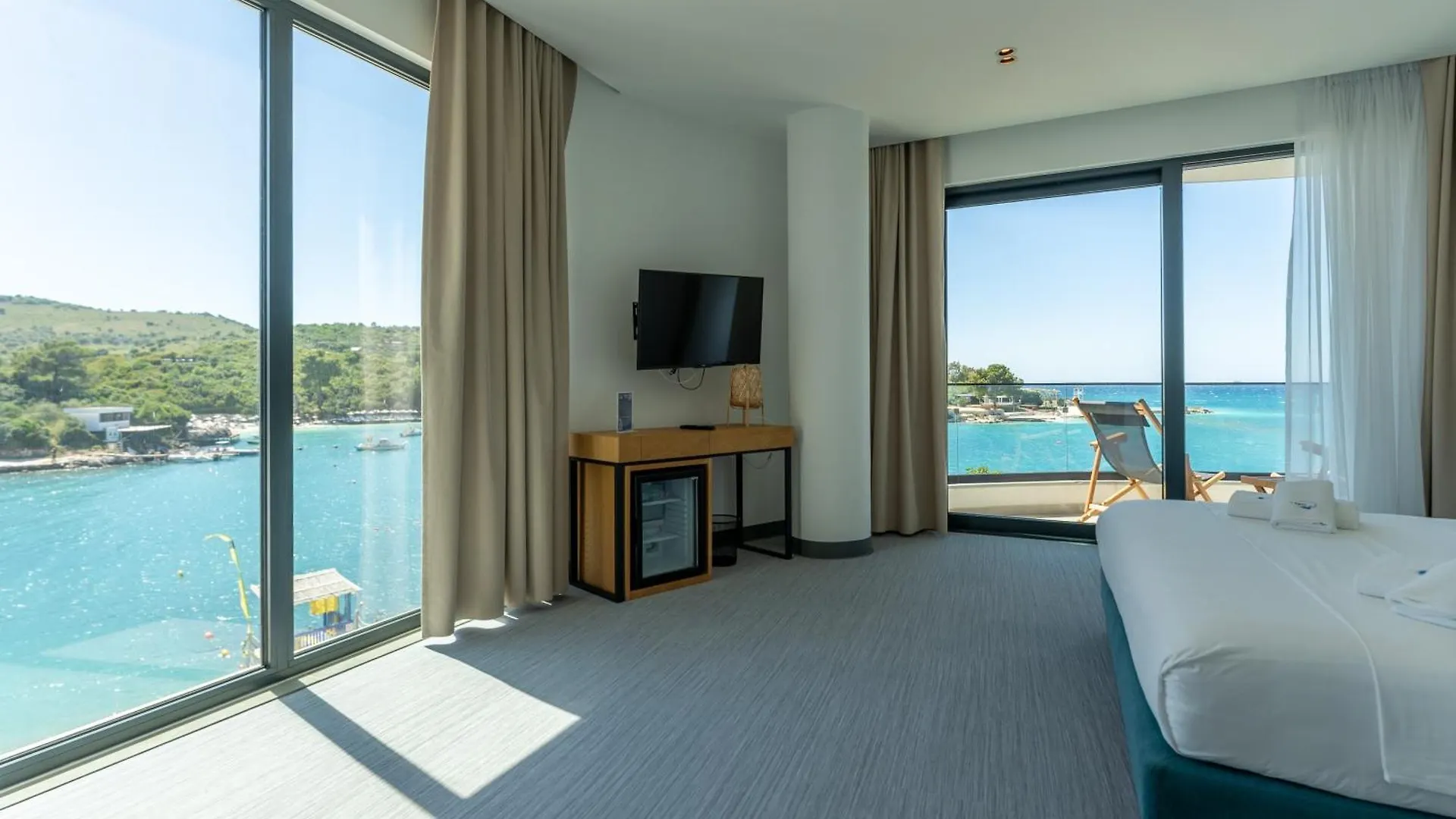 Manta Hotel Ksamil